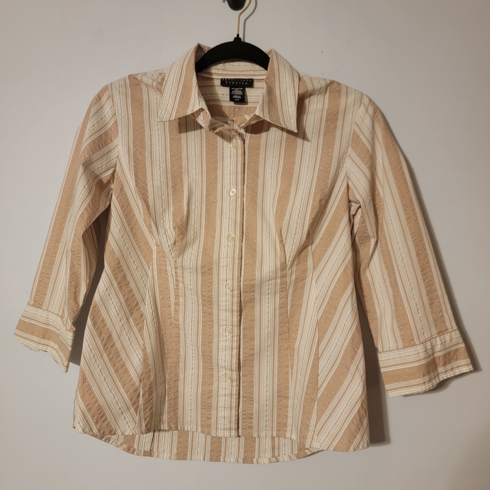 💚 Apostrophe Stretch Blouse Size Small/‎ Tan And White Stripes Metallic Lines
